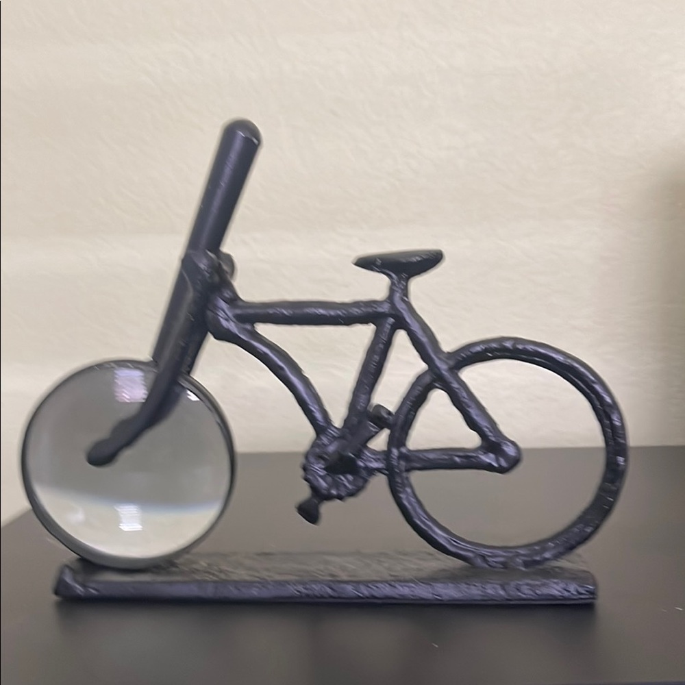 Vintage-Style Bicycle Magnifying Glass – Solid Metal, Black